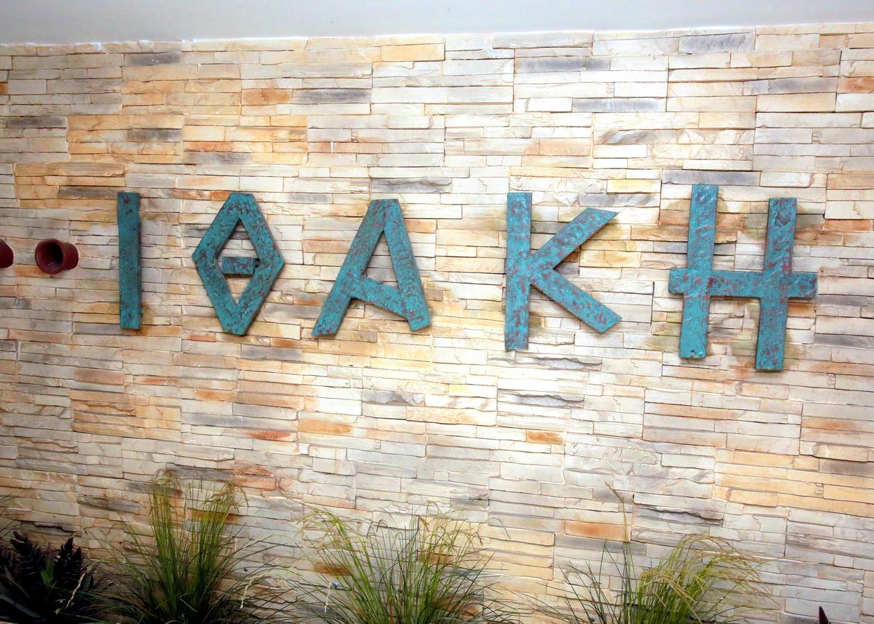 Ithaki Phinikoudes Apartment 307 Larnaca Buitenkant foto